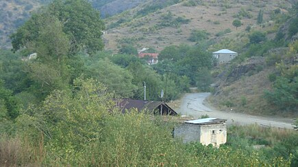 В ходе антитеррористических мероприятий в Карабахском регионе Азербайджана азербайджанские военные спустя 30 лет смогли зайти в село Чаракдар.-2