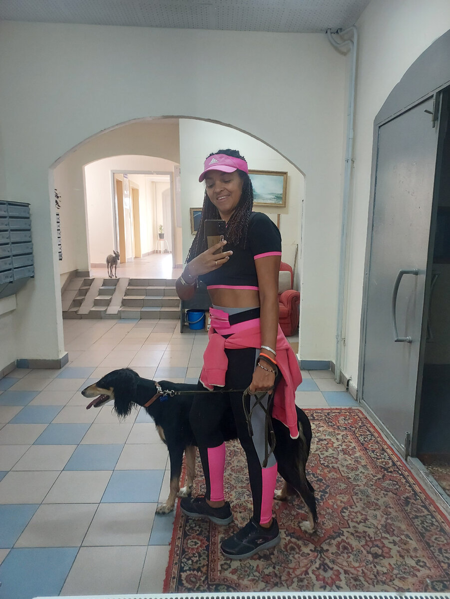 Утренняя ежедневная прогулка с моими борзыми. Фото автора канала.