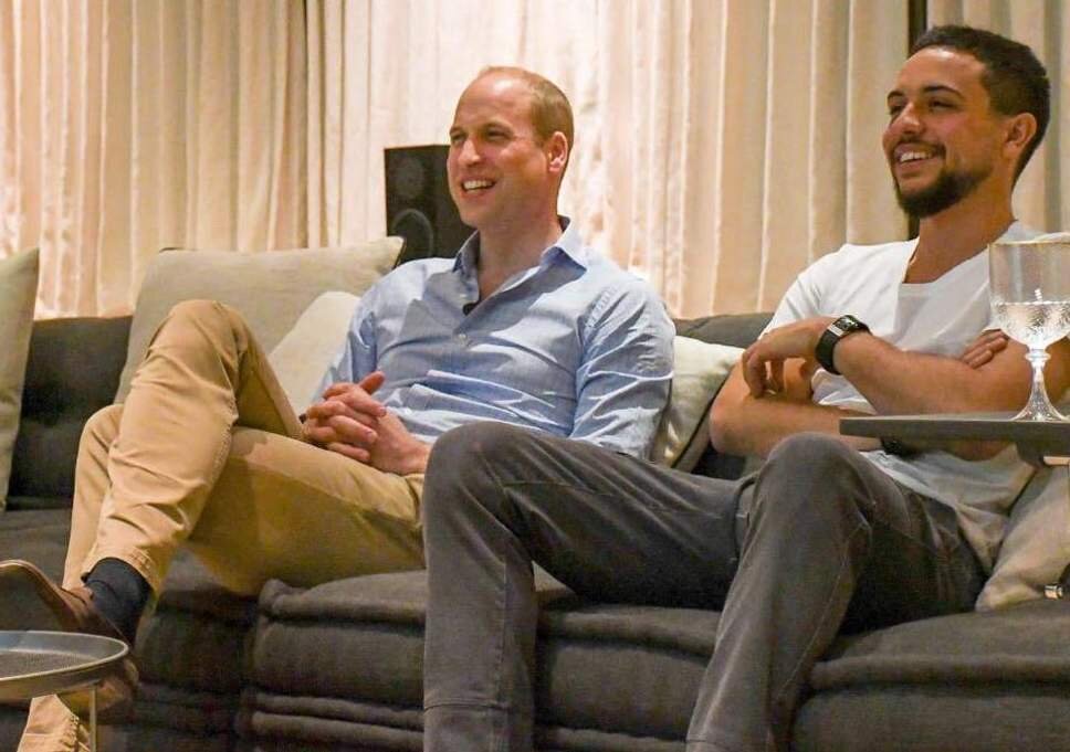 Принц Уильям и кронпринц Иордании смотрят матч Англия-Панама