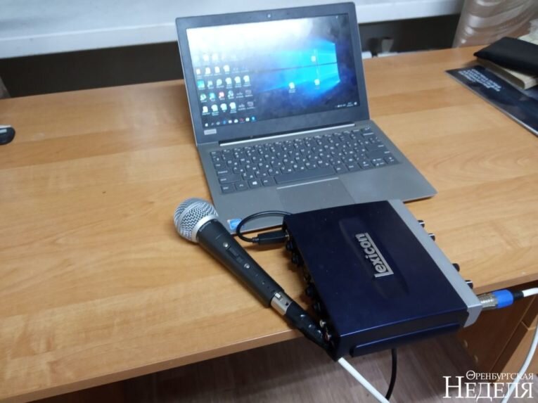 Теперь певцу может быть достаточно даже этого для создания шедевра. Фото автора 