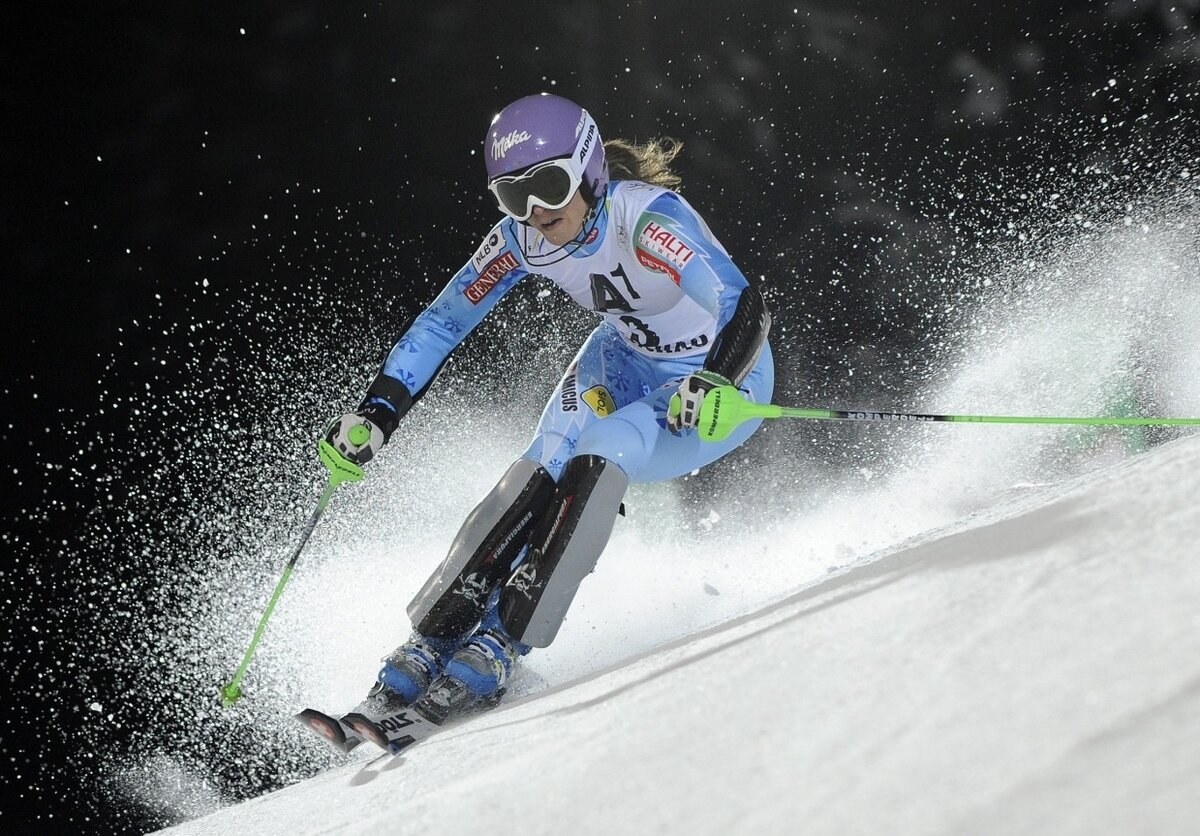 История горнолыжного спорта. Горнолыжный спорт Матиас Здарский. Профессиональный спорт лыжи. 3. Горнолыжный спорт. Короткие горные лыжи.