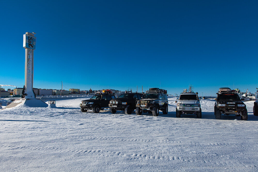 Камчатка на карте. Магадан и анадырь на карте россии. Анадырь население. Магадан горы. Ямал анадырь.
