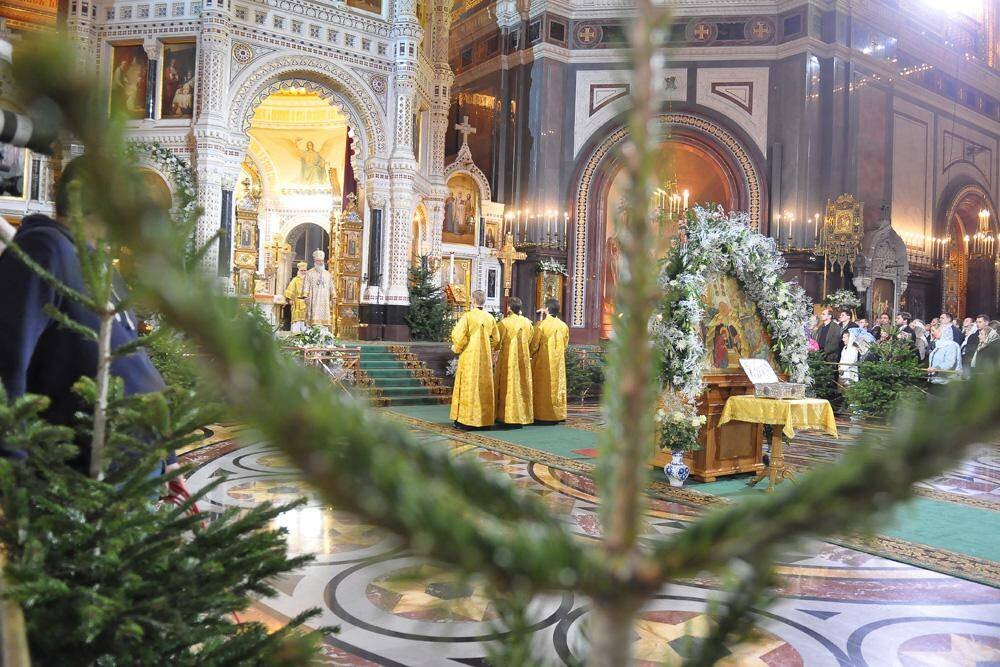 Храм христа спасителя новогоднее. Рождественская служба в храме Христа Спасителя. Рождественская служба в ХХС. Храм Христа Спасителя Рождество. Рождественская служба 2021 прямая трансляция храм Христа Спасителя.