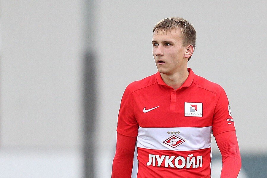 Игрок "Спартака" Артем Мамин