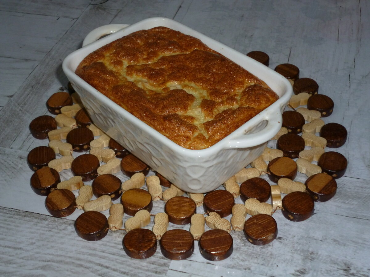 Запеканка из манной каши и яблок в духовке