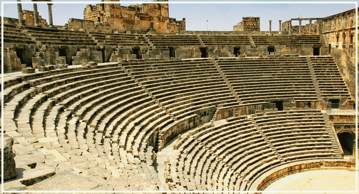 Несколько фото театра-крепости