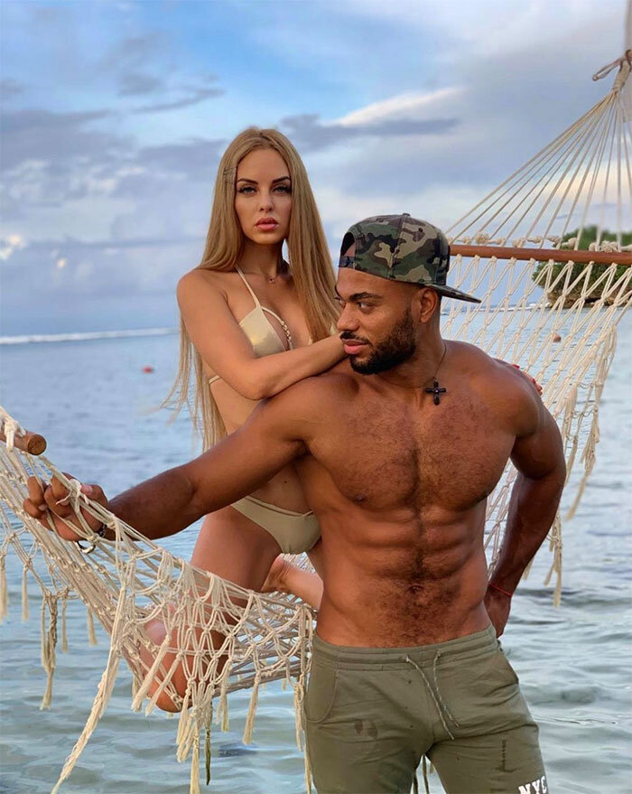 Юлию Ефременкову отпустили на несколько недель в отпуск