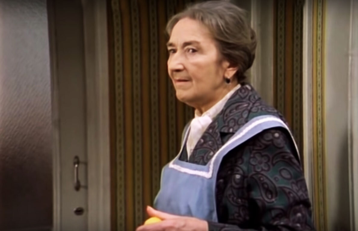 Любовь Добржанская, кадр из фильма "Ирония судьбы, или С лёгким паром!". 1975 год