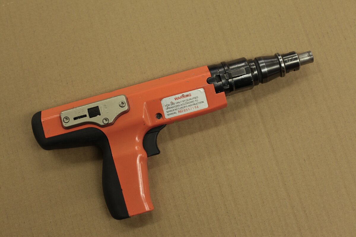 Пороховой монтажный пистолет WALTE PT 355 с регулировкой энергии выстрела