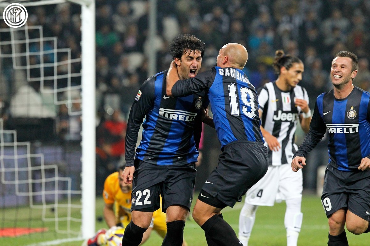 3 нояьря 2012 Интер Страмаччиони прервал серию юве без поражений. Милито отметился дублем, а на 89 третий мяч забил Паласио.