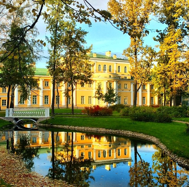 Музей-усадьба Державина в Санкт-Петербурге. Сад усадьбы г. р. Державина, Санкт-Петербург. Музей Державина в Петербурге. Сад усадьбы Державина СПБ.