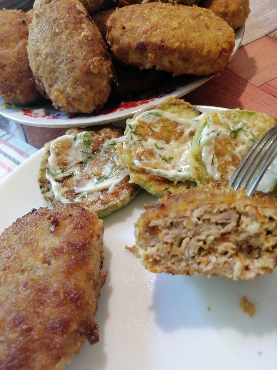 Котлеты получаются нежные и сочные