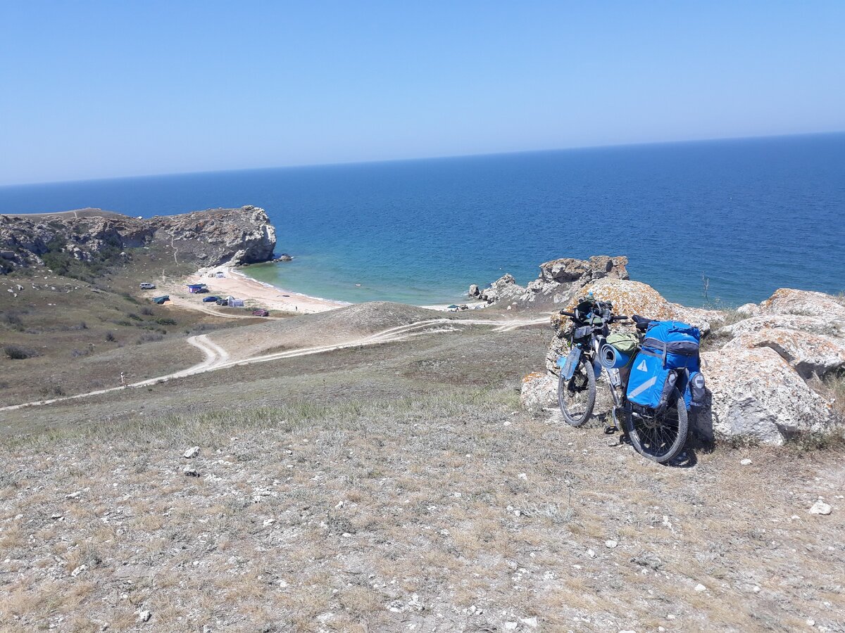 генеральские пляжи в крыму с палаткой