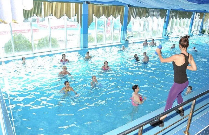 Занятия в бассейне АкваЛоо