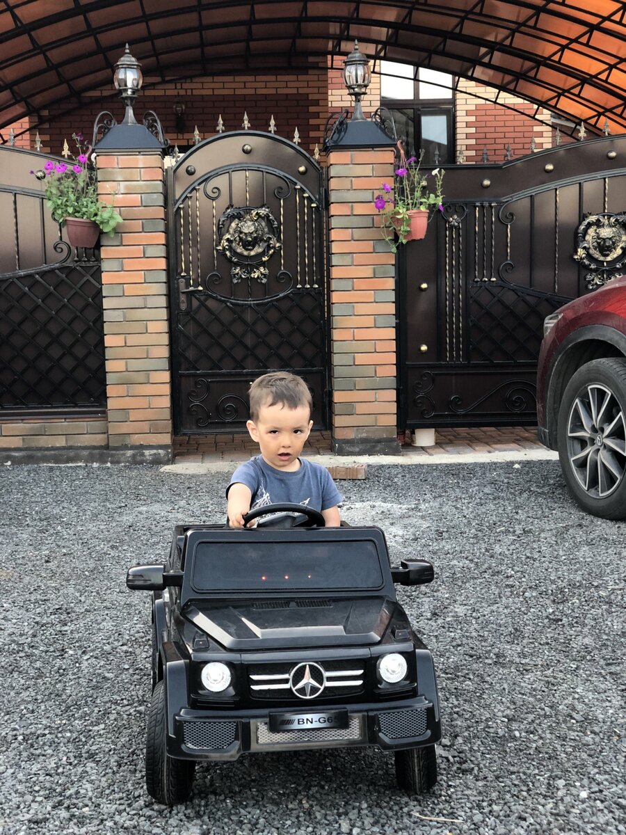 Кто главный в машине.