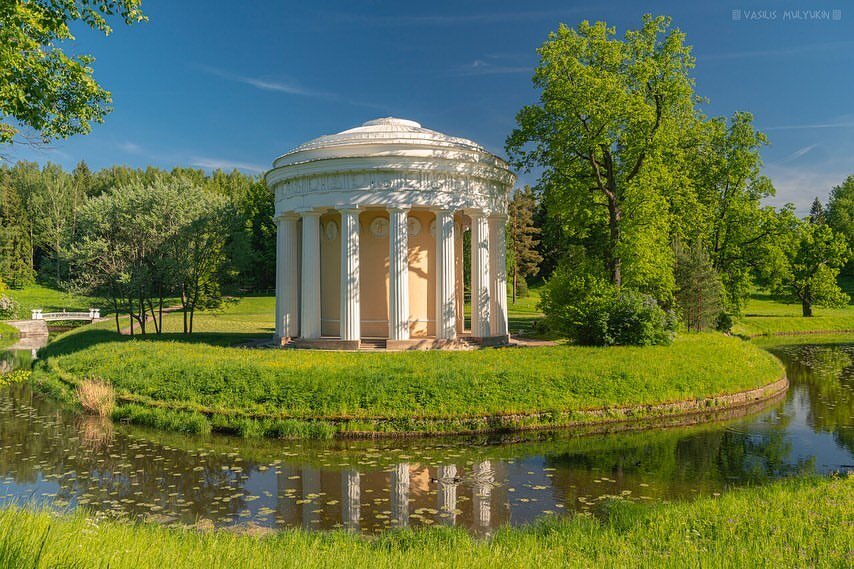 Дворцовый сад как дворцовый сад