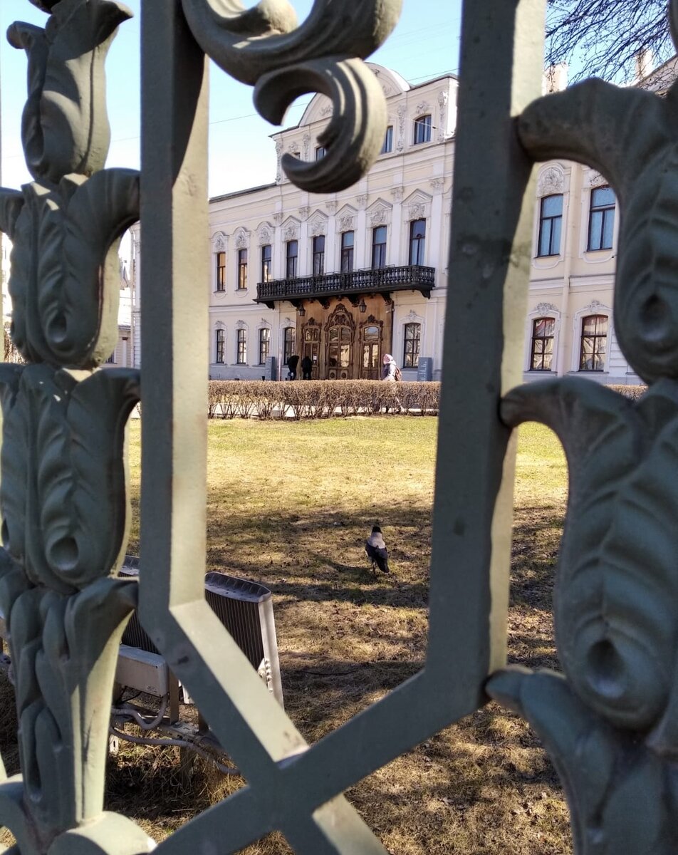 Авторские экскурсии с индивидуальным гидом в Санкт-Петербурге