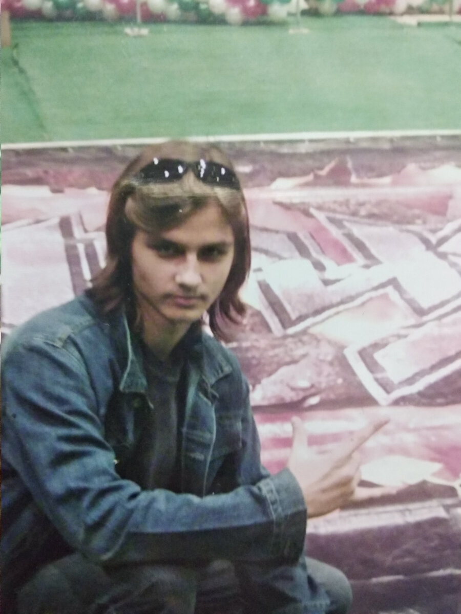 Мой сын в юности, копия кстати отец моей мамы, тот самый без вести пропавший после плена. 