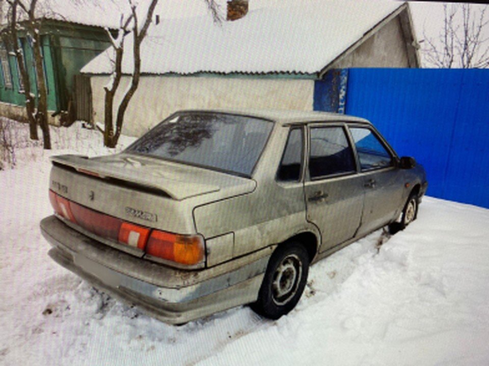     Заметив, что машина не заперта, злоумышленник запустил двигатель, уехал и припарковал ее около своего дома. Фото пресс-службы ГУ МВД России по Воронежской области.