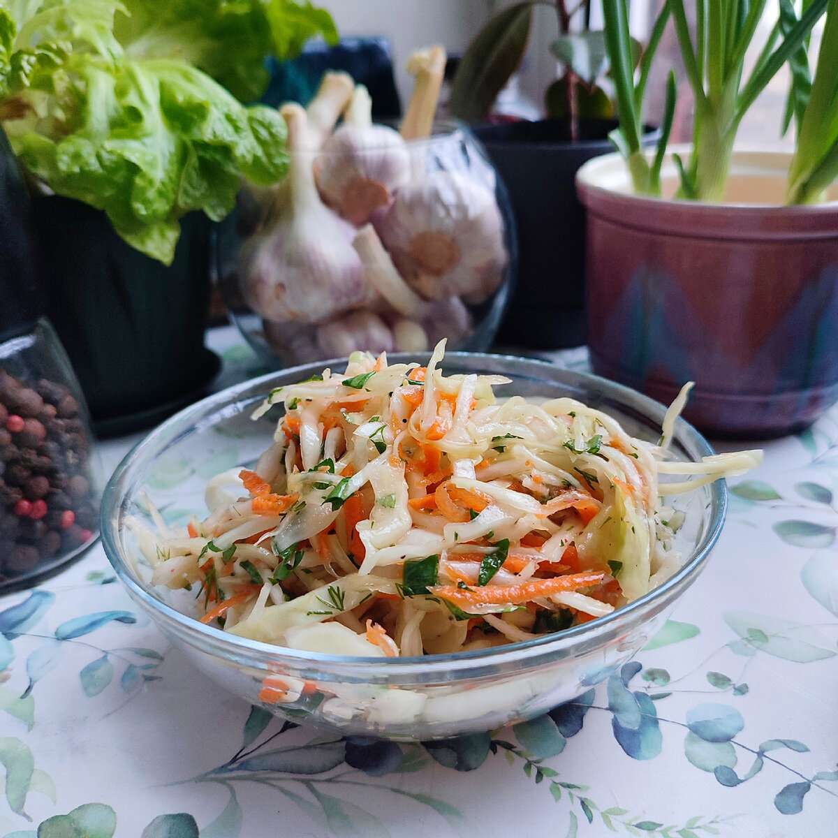 Овощной салат с капустой - Пошаговый рецепт с фото. Салаты. Салаты из капусты