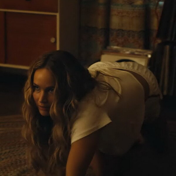     Дженнифер Лоуренс пытается соблазнить и научить пить подростка в трейлере «Без обид»