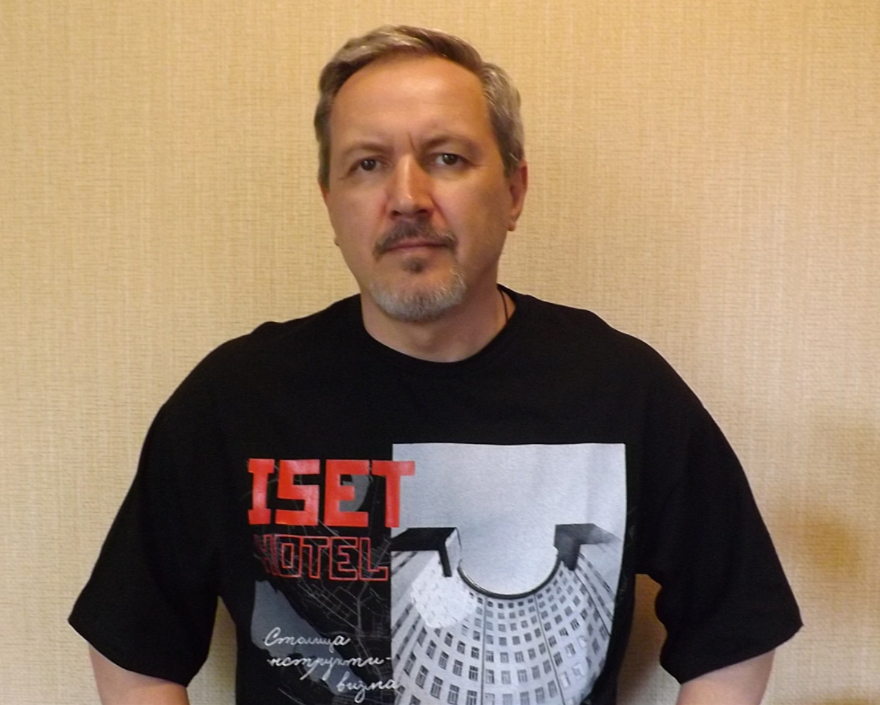 Сила - это испытание и она изощренно испытывает мага. 