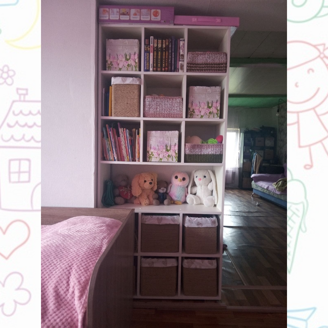 Стеллаж после создания, 2 года назад.