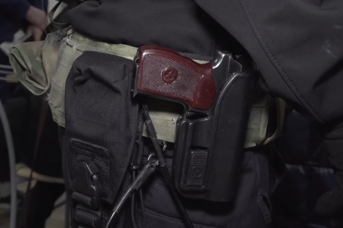    В Петербурге задержали четырех подозреваемых в убийствах в 90-е годы