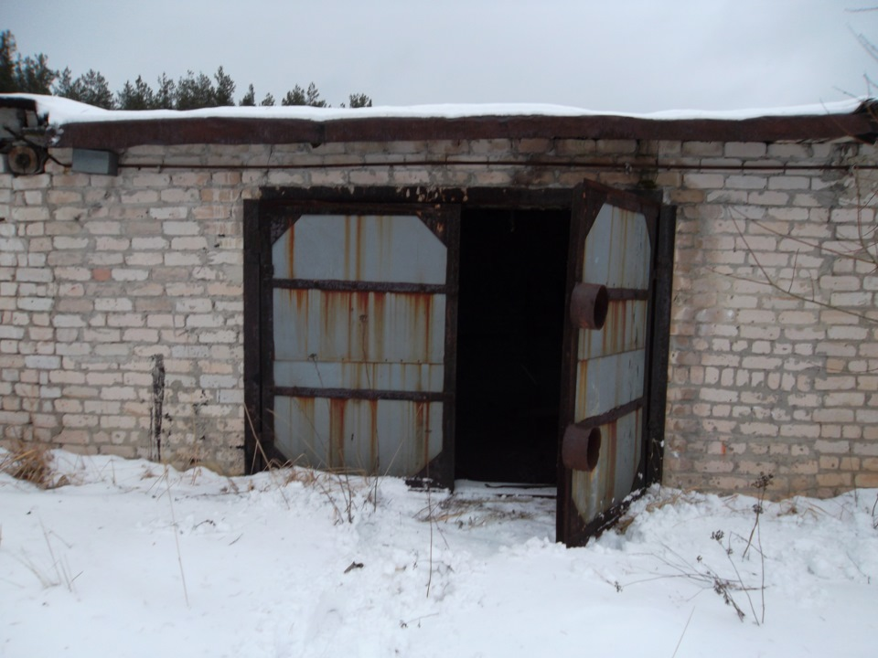 Повесили бабу в гараже