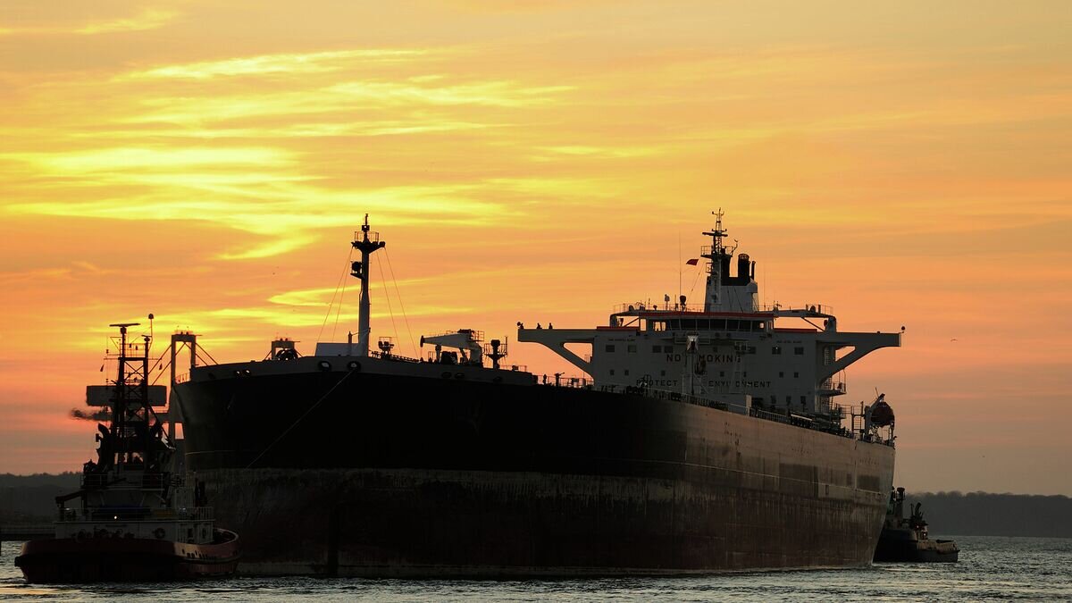    Нефтяной танкер. Архивное фото© Fotolia / keller