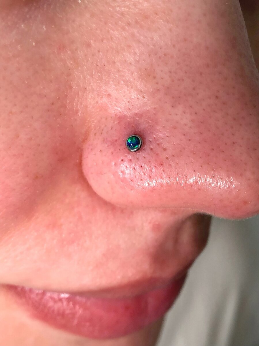 Прокол крыла носа.