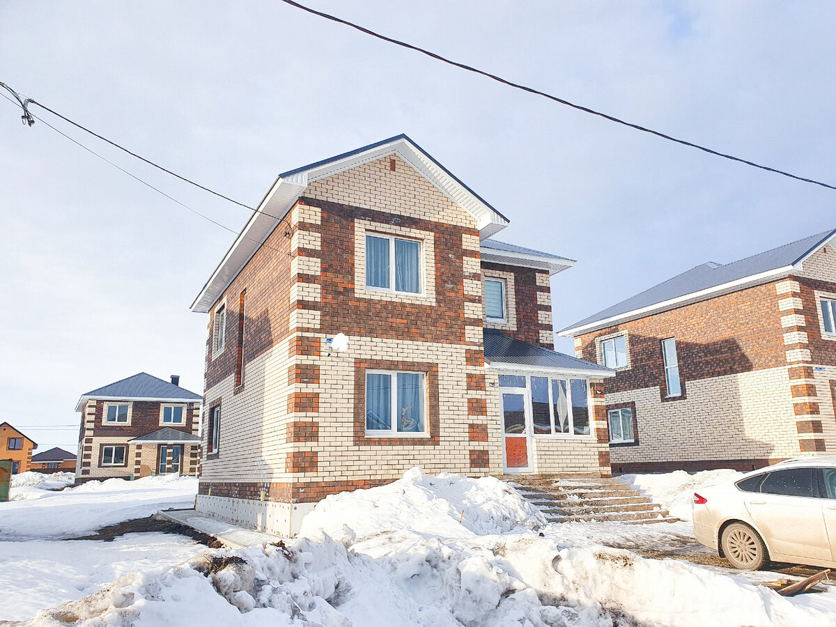 Купили готовый дом и несмотря на кучу минусов, не жалеем