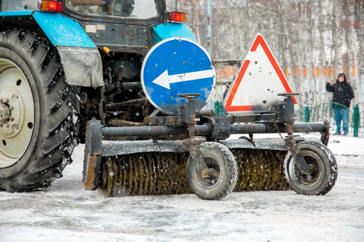    Почти 7 тысяч жителей Югры получили травмы из-за ненадлежащей уборки снега и наледи