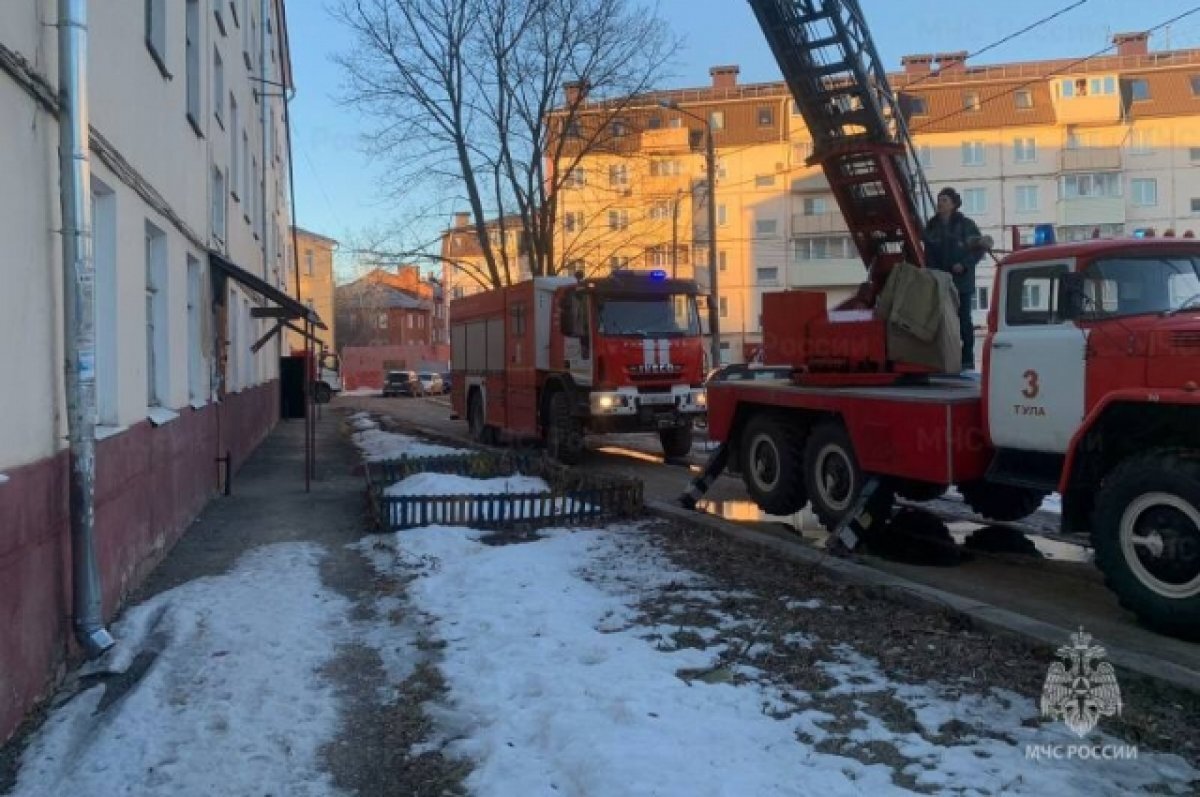    На улице Кирова в Туле мужчина получил ожоги при пожаре