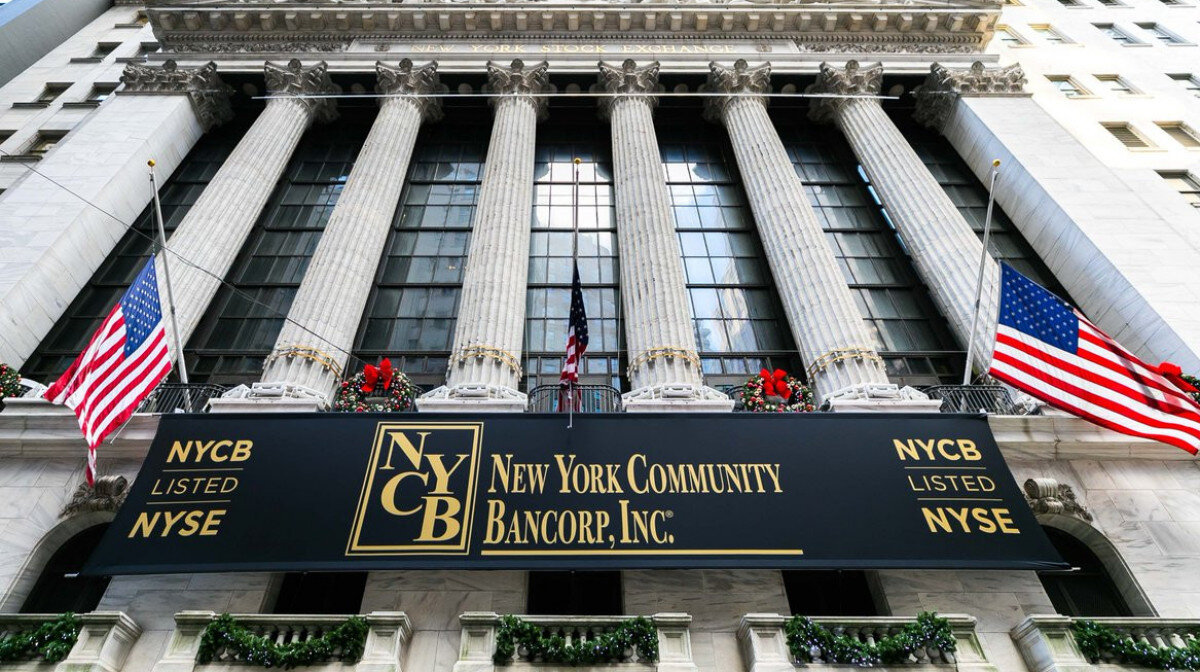 New york community bank. Банк Нью-Йорка. NYSE сувениры. Community Bank of New York Oneonta. Страхование вкладов США.