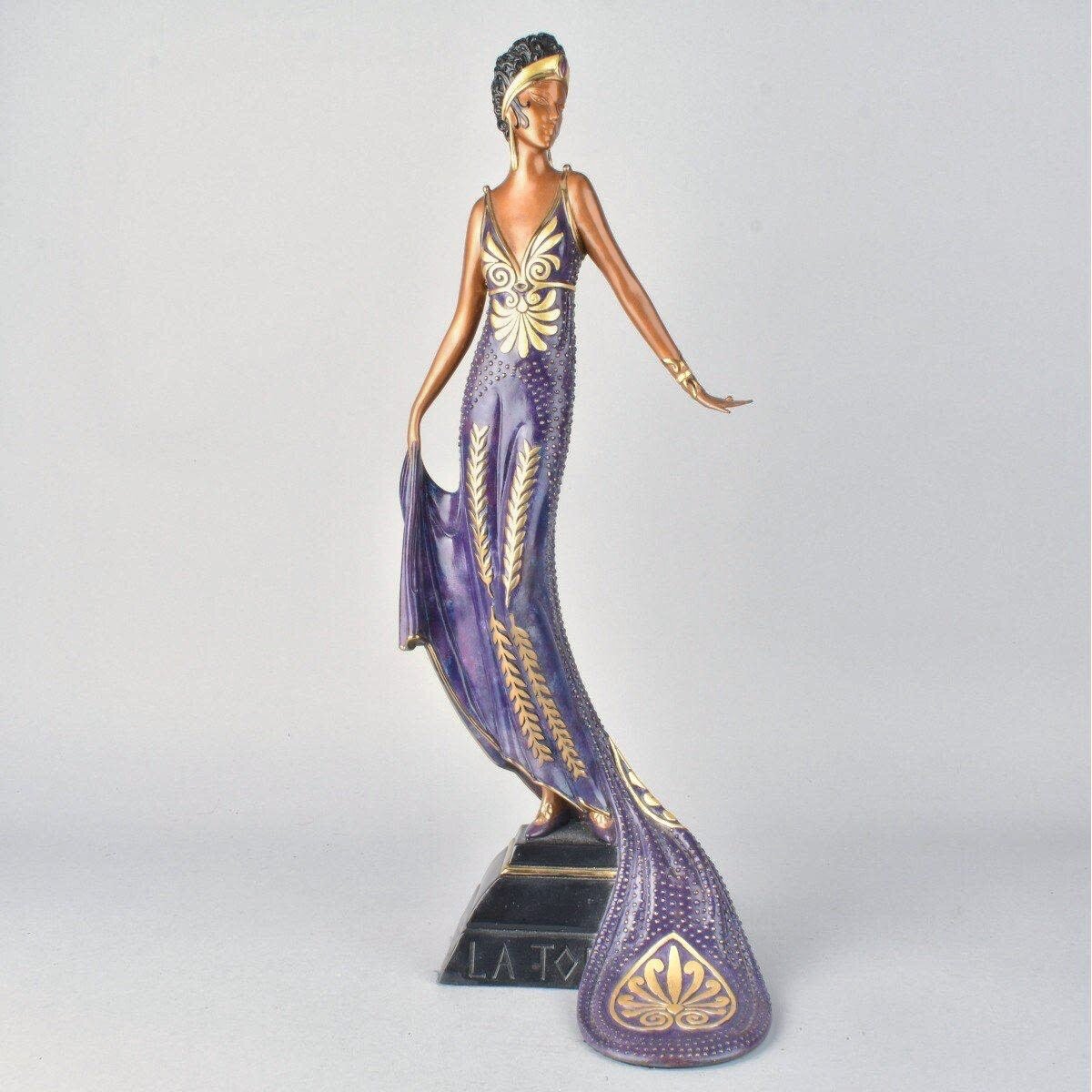 .   Erte Tosca. , 1980-.  50 . https://ru.bidspirit.com/