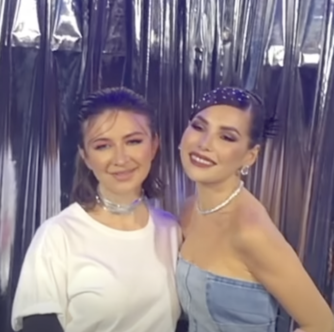    Елена Блиновская и Карина НигайСоцсети