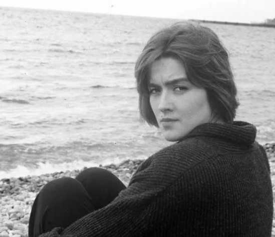"Три полёта Ники Турбиной": феноменально юная поэтесса с трагической судьбой KAM