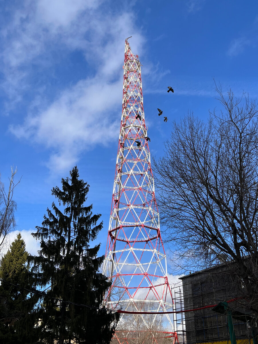 Башня Октод в процессе демонтажа март 2023