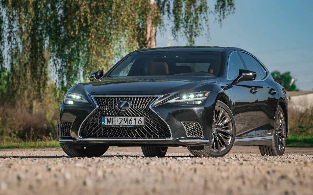      Lexus LS500h