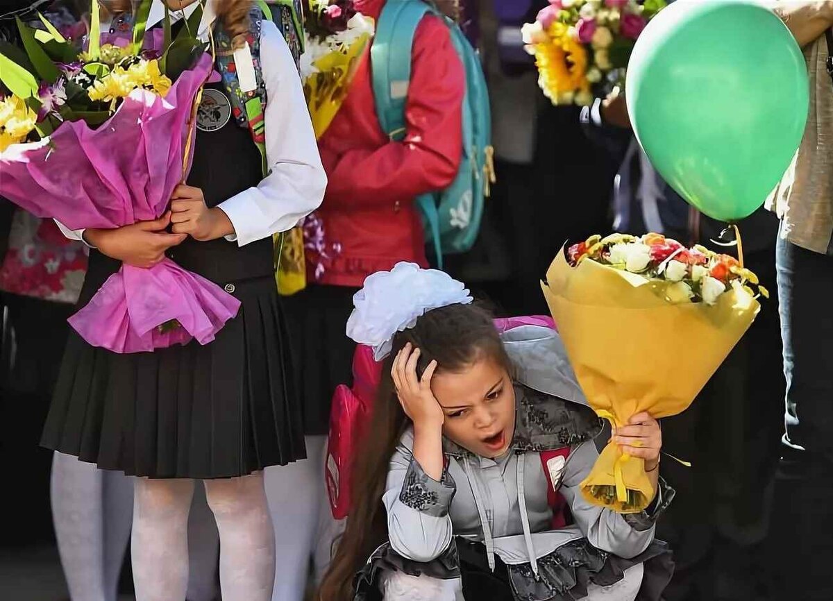 Учителям теперь. 11 Лет обжалованию не подлежит. На линейках ждут тебя.