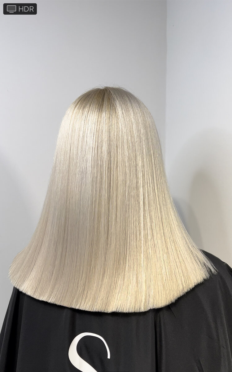 На фото результат работы студии красоты, специализирующейся на реконструкции волос. 