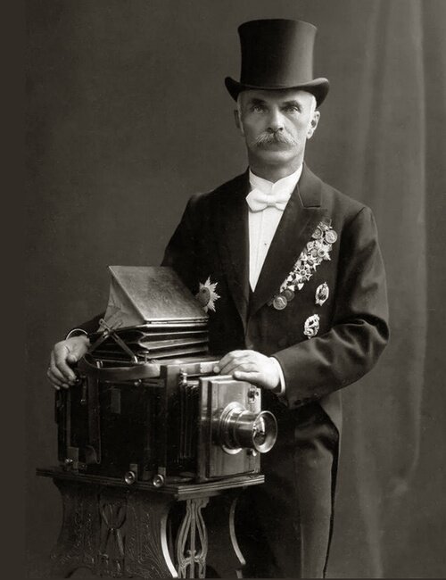 Карл Карлович Булла.