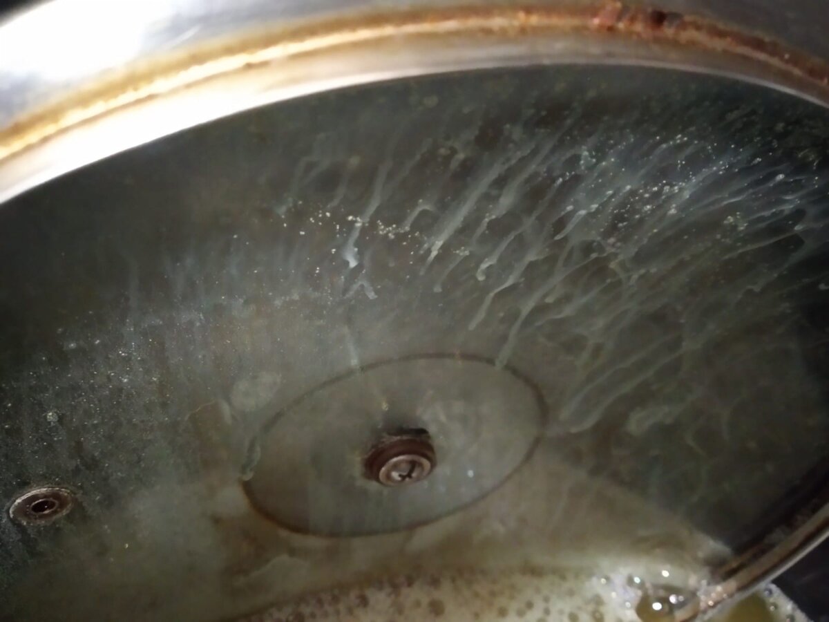 Крышка от кастрюли