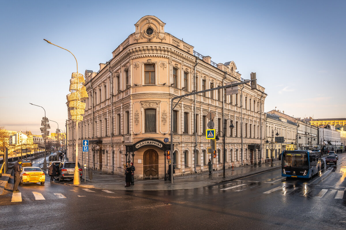 Дом Смирнова
