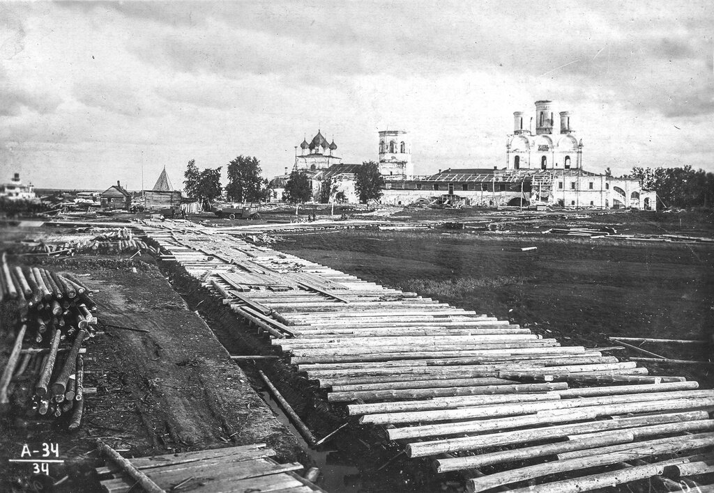 Вид на монастырь, 1936 год. Фото из открытых источников.