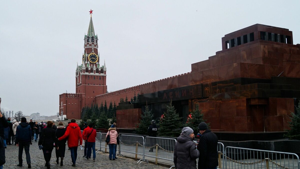 Отношения москвичей и приезжих