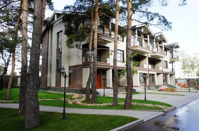 поселок таунхаусов Сосны в городе Троицк