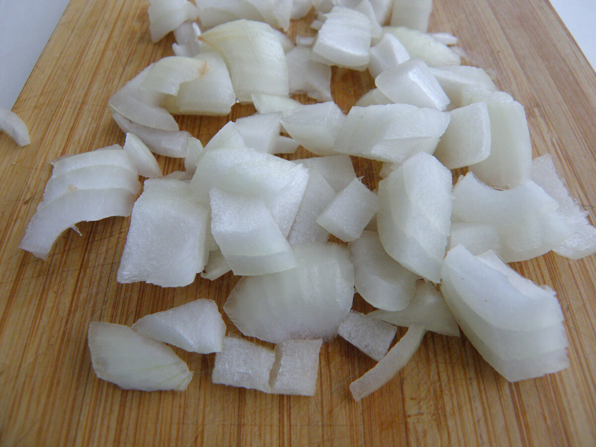 Можно и крупно резать - на ваш вкус.