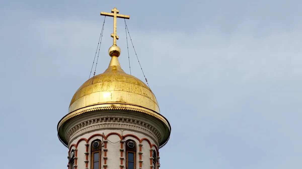 Можно работать в Великий вторник, но и о молитвах нужно помнить. Фото: www.piqsels.com